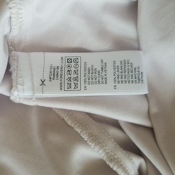 Floral Chiffon Cuffed Short Sleeve V Neck Dress - Picture 4 of 8